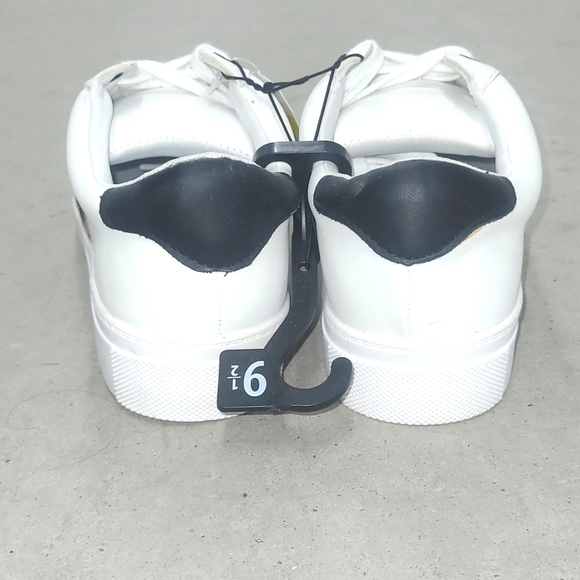 Shoes sneakers tennis White leopard print black New with tags 3 stripes Gorpcorp - Picture 2 of 5